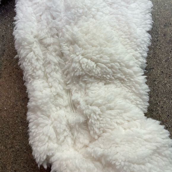 🆕 KC Chiefs NFL Cream Sherpa Infant Full Zip Sleeper 18 Months - Picture 4 of 5